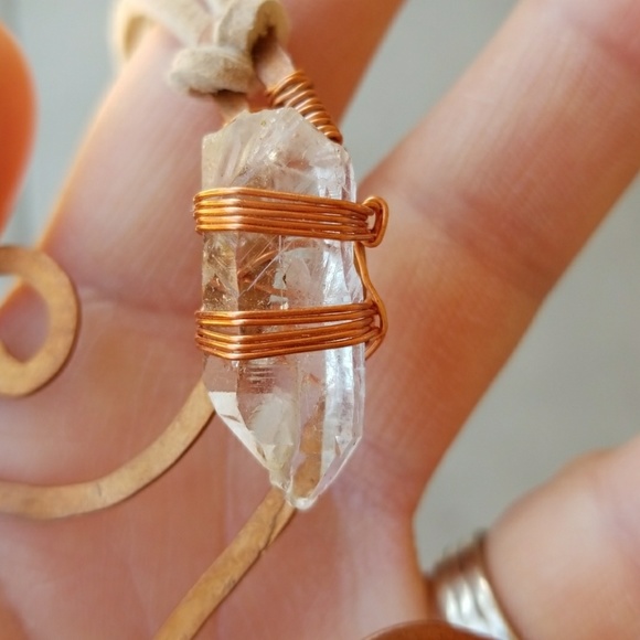 Swirl Necklace - Picture 4 of 8